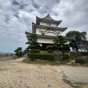 丸亀城　本丸及び天守